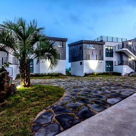 Sea And Wave Casa de hóspedes Seogwipo Exterior foto